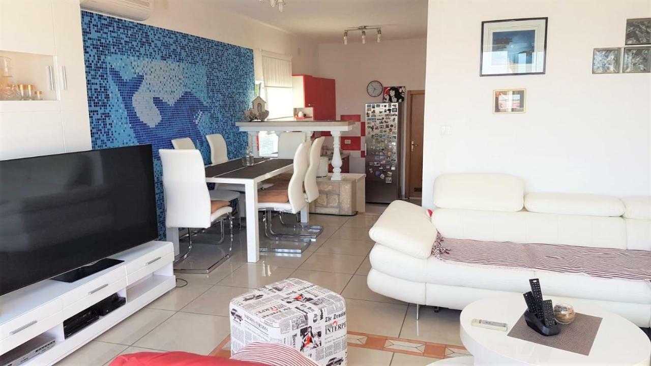 Apartment Maslenica, Near Zadar Kültér fotó